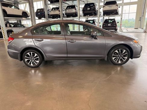 Used 2015 Honda Civic EX image 2