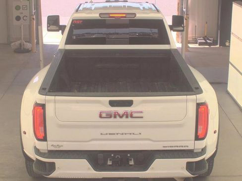 Used 2020 GMC Sierra 3500 Denali w/ Denali Ultimate Package AWD/4WD image 6
