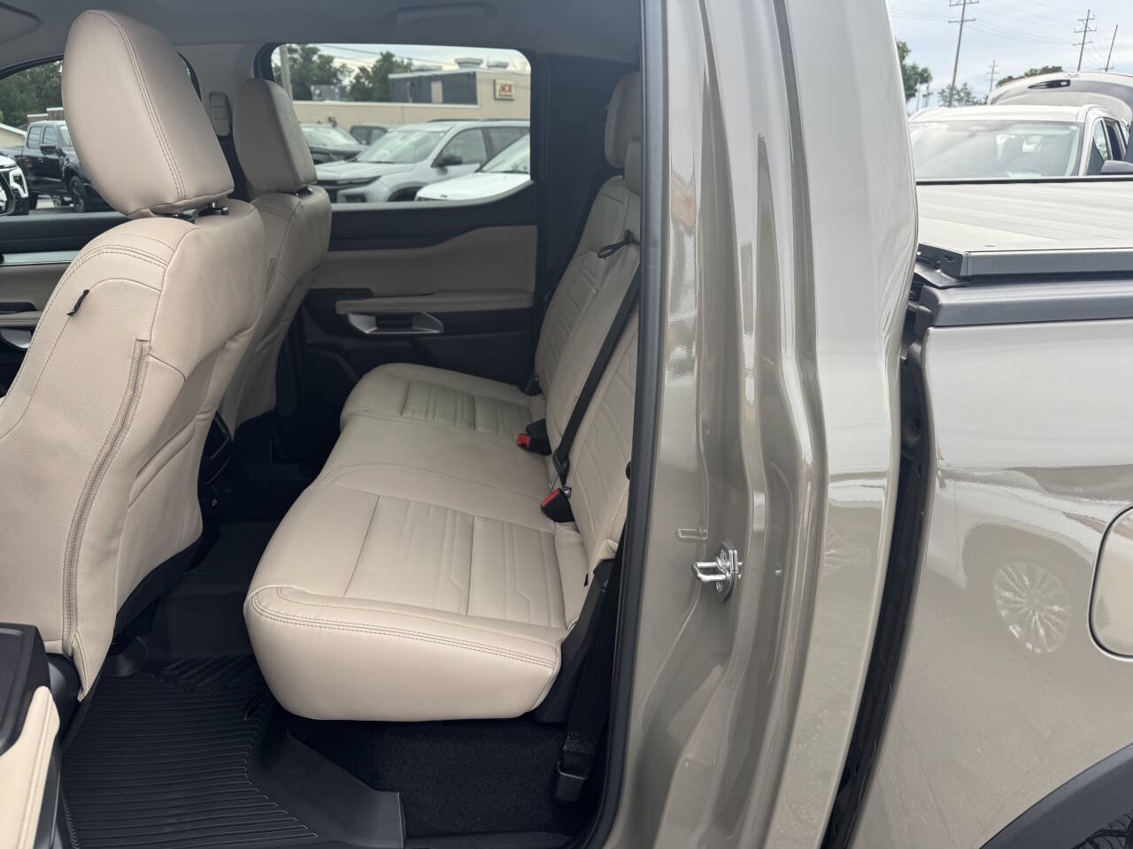 Used 2025 Ford Ranger Lariat w/ Advanced Towing Package AWD/4WD image 8