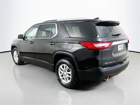 Used 2018 Chevrolet Traverse LT image 18
