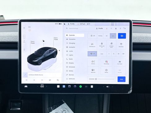 Used 2024 Tesla Model 3 Standard Range RWD image 21
