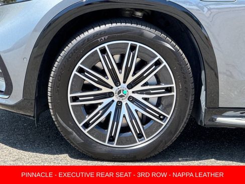 Used 2023 Mercedes-Benz EQS 580 4MATIC SUV image 26