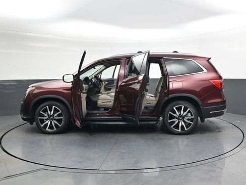 Used 2022 Honda Pilot Elite image 41