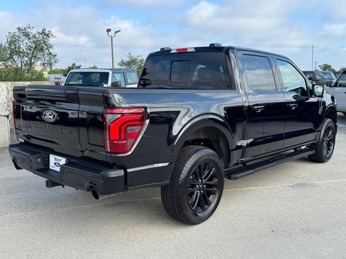Used 2025 Ford F150 Lariat w/ Equipment Group 502A High AWD/4WD image 5