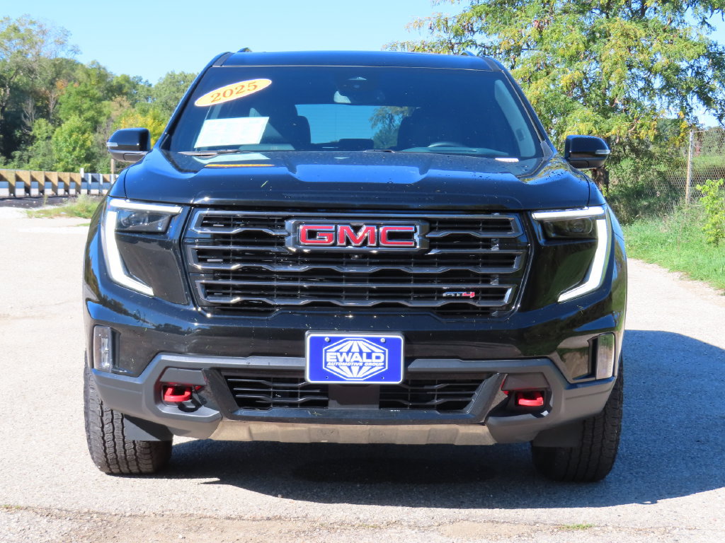 Used 2025 GMC Acadia AT4 w/ Luxury Package AWD/4WD image 17