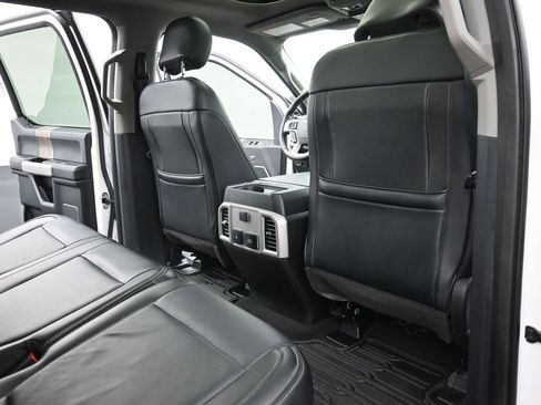 Used 2019 Ford F250 Lariat w/ Lariat Ultimate Package image 14