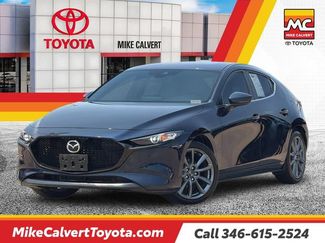Used 2021 MAZDA MAZDA3 s FWD video 1