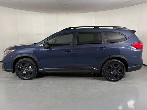 Used 2023 Subaru Ascent Onyx Edition AWD/4WD image 5