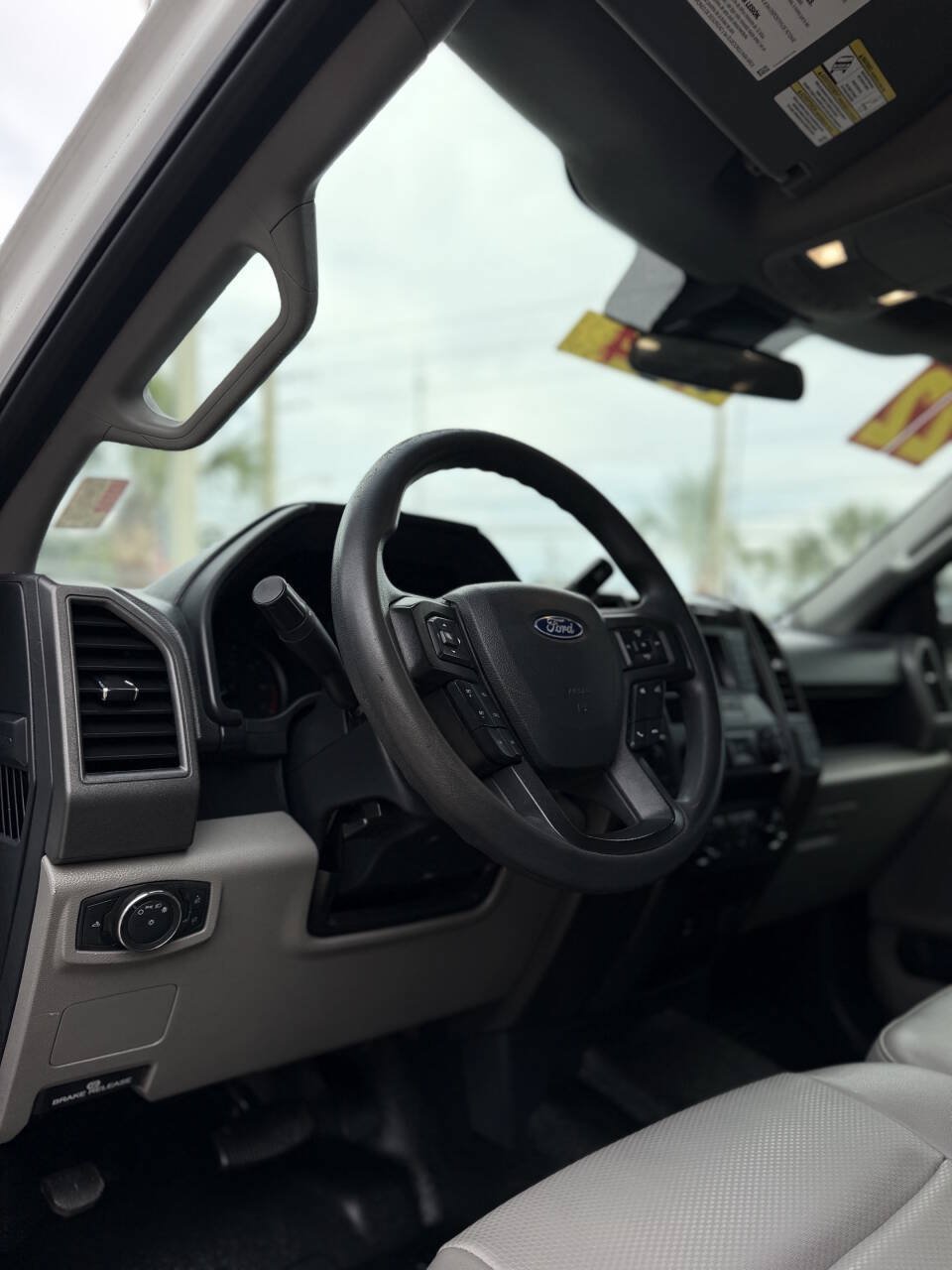 Used 2022 Ford F250 XL w/ Power Equipment Group AWD/4WD image 15