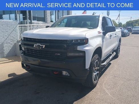 Used 2019 Chevrolet Silverado 1500 LT Trail Boss AWD/4WD image 13