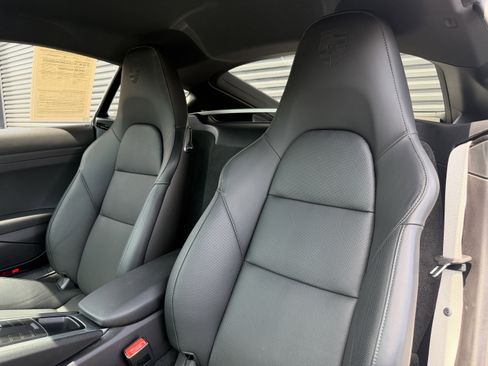 Certified 2025 Porsche 718 Cayman RWD image 14