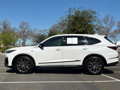 Used 2026 Acura MDX A-Spec image 8
