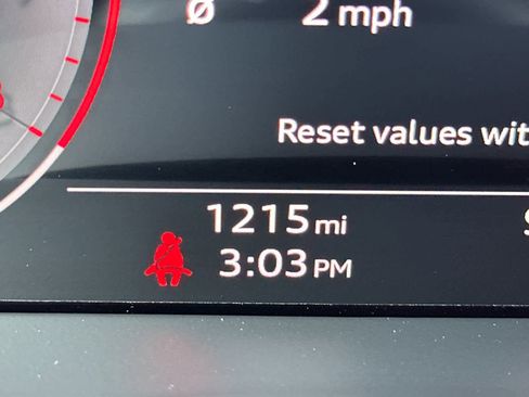 Used 2025 Audi A6 2.0T Premium w/ Convenience Plus Package AWD/4WD image 25