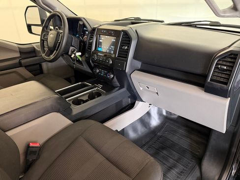 Used 2018 Ford F150 XL w/ Equipment Group 101A Mid AWD/4WD image 35