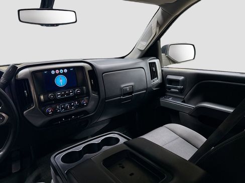 Used 2018 Chevrolet Silverado 1500 LT w/ All Star Edition RWD image 25