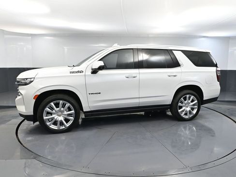 Used 2022 Chevrolet Tahoe High Country image 12