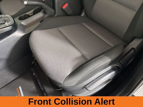 Used 2025 Kia Soul LX w/ LX Technology Package FWD image 10