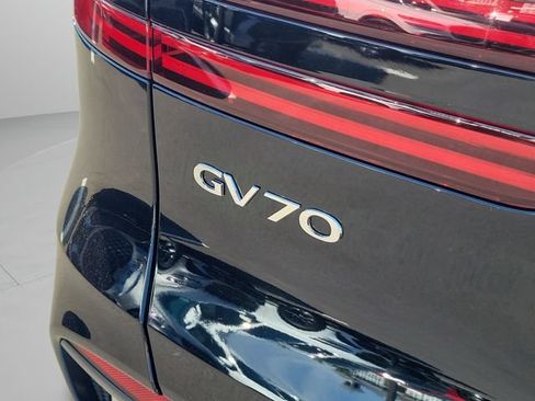 Used 2026 Genesis GV70 2.5T Advanced w/ G1 Accessory Package AWD/4WD image 34