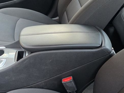 Used 2019 Chevrolet Malibu LT image 7