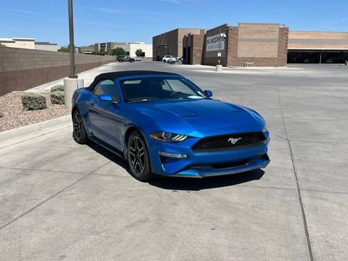 Used 2020 Ford Mustang Premium RWD image 3