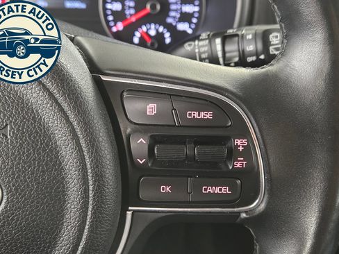 Used 2017 Kia Sportage EX w/ EX Technology Package FWD image 14