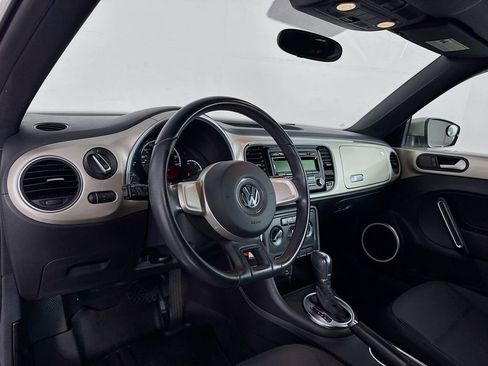 Used 2013 Volkswagen Beetle 2.5 image 15