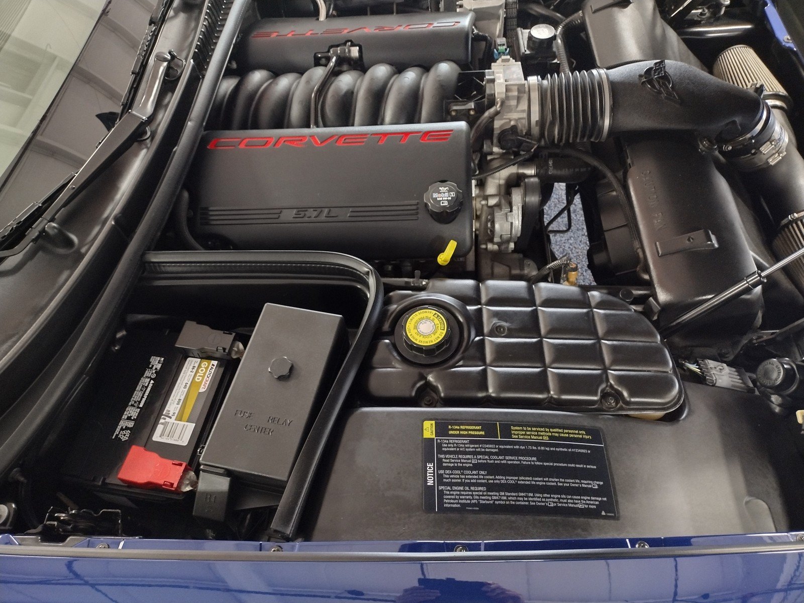 Used 2004 Chevrolet Corvette Convertible w/ Preferred Equipment Group RWD image 19