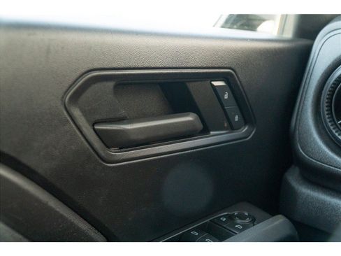 Used 2023 Chevrolet Colorado W/T RWD image 15