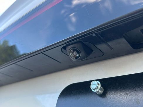 Used 2023 Honda Accord EX image 39