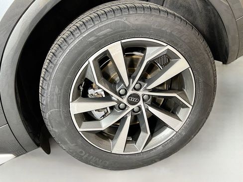 Used 2023 Audi Q5 2.0T Premium Plus w/ Premium Plus Package image 32