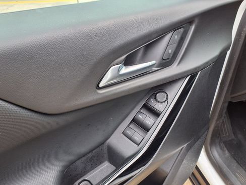 Used 2025 Chevrolet Equinox LT FWD image 21