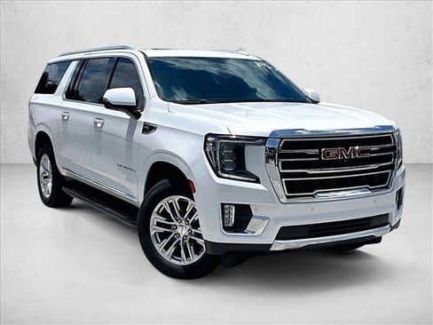Used 2021 GMC Yukon XL SLT w/ SLT Premium Package RWD image 12