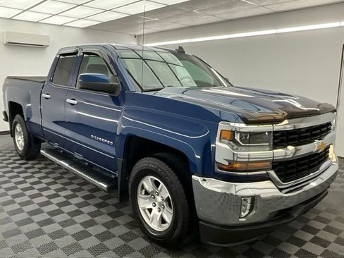 Used 2016 Chevrolet Silverado 1500 LT w/ All Star Edition image 3