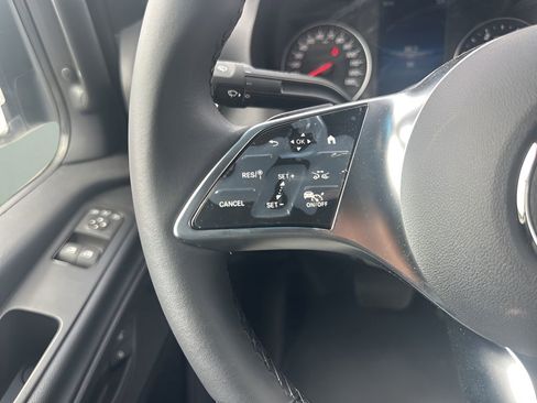 Used 2025 Mercedes-Benz Sprinter 2500 image 14