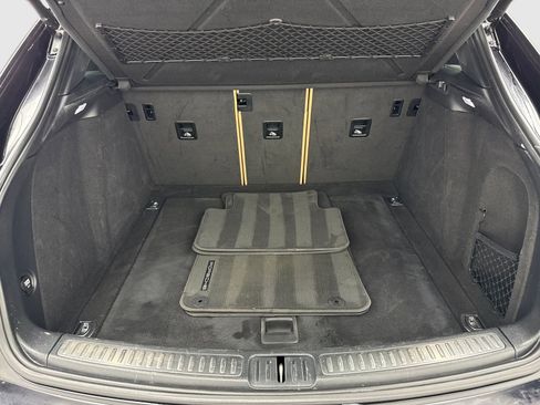 Used 2018 Porsche Macan S AWD/4WD image 47