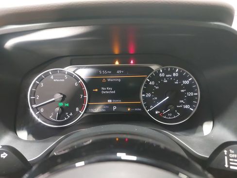 Used 2023 Nissan Rogue SV w/ SV Premium B Package image 19