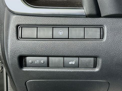 Used 2021 Nissan Rogue SL image 17