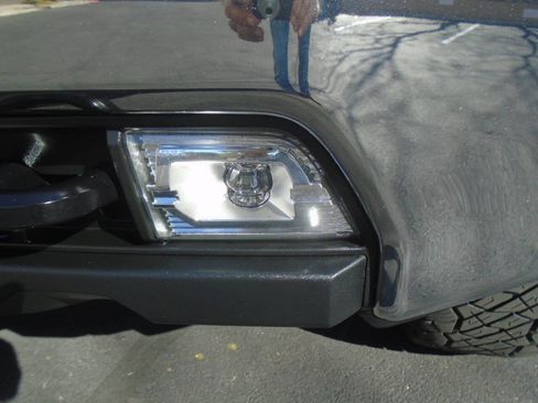 Used 2020 Chevrolet Silverado 2500 LT w/ All Star Edition image 23