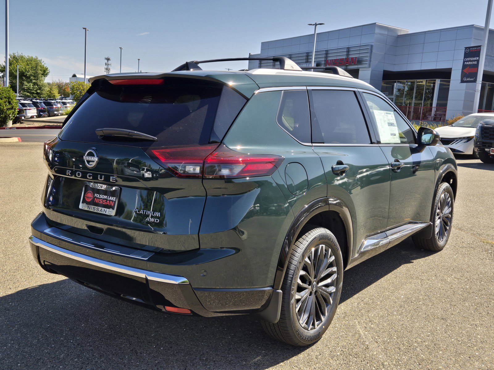 New 2026 Nissan Rogue Platinum w/ Platinum Premium Package AWD/4WD image 4