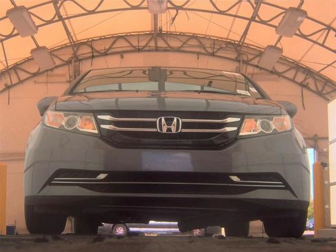 Used 2016 Honda Odyssey EX-L image 3
