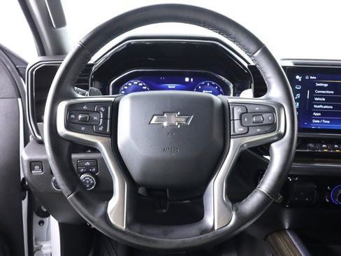 Used 2023 Chevrolet Silverado 1500 RST AWD/4WD image 12
