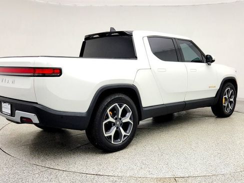 Used 2022 Rivian R1T Launch Edition image 5