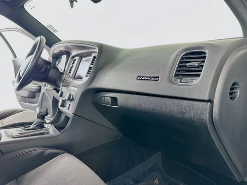 Used 2023 Dodge Charger SXT image 33
