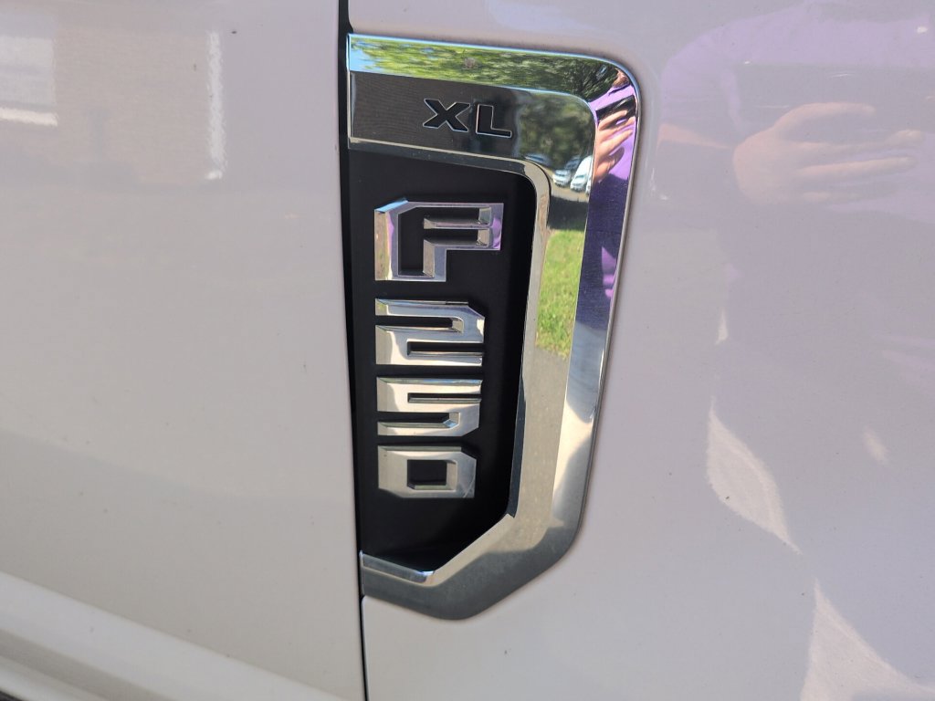 Used 2021 Ford F250 XL w/ Power Equipment Group RWD image 10