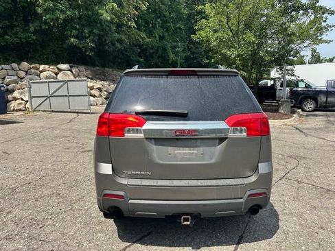 Used 2012 GMC Terrain SLE w/ Convenience Package FWD image 4