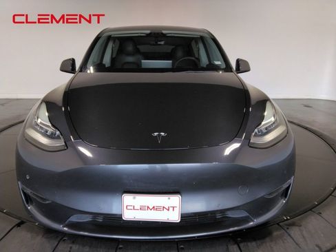 Used 2021 Tesla Model Y Long Range image 3
