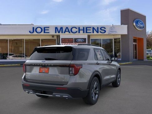 New 2026 Ford Explorer Active AWD/4WD image 8