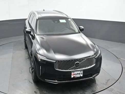 New 2026 Volvo XC90 B6 Plus w/ Protection Package Premier image 35