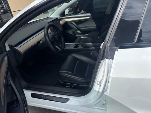 Used 2022 Tesla Model 3 Long Range image 4