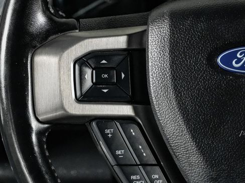 Used 2019 Ford F250 Platinum w/ Platinum Ultimate Package AWD/4WD image 17